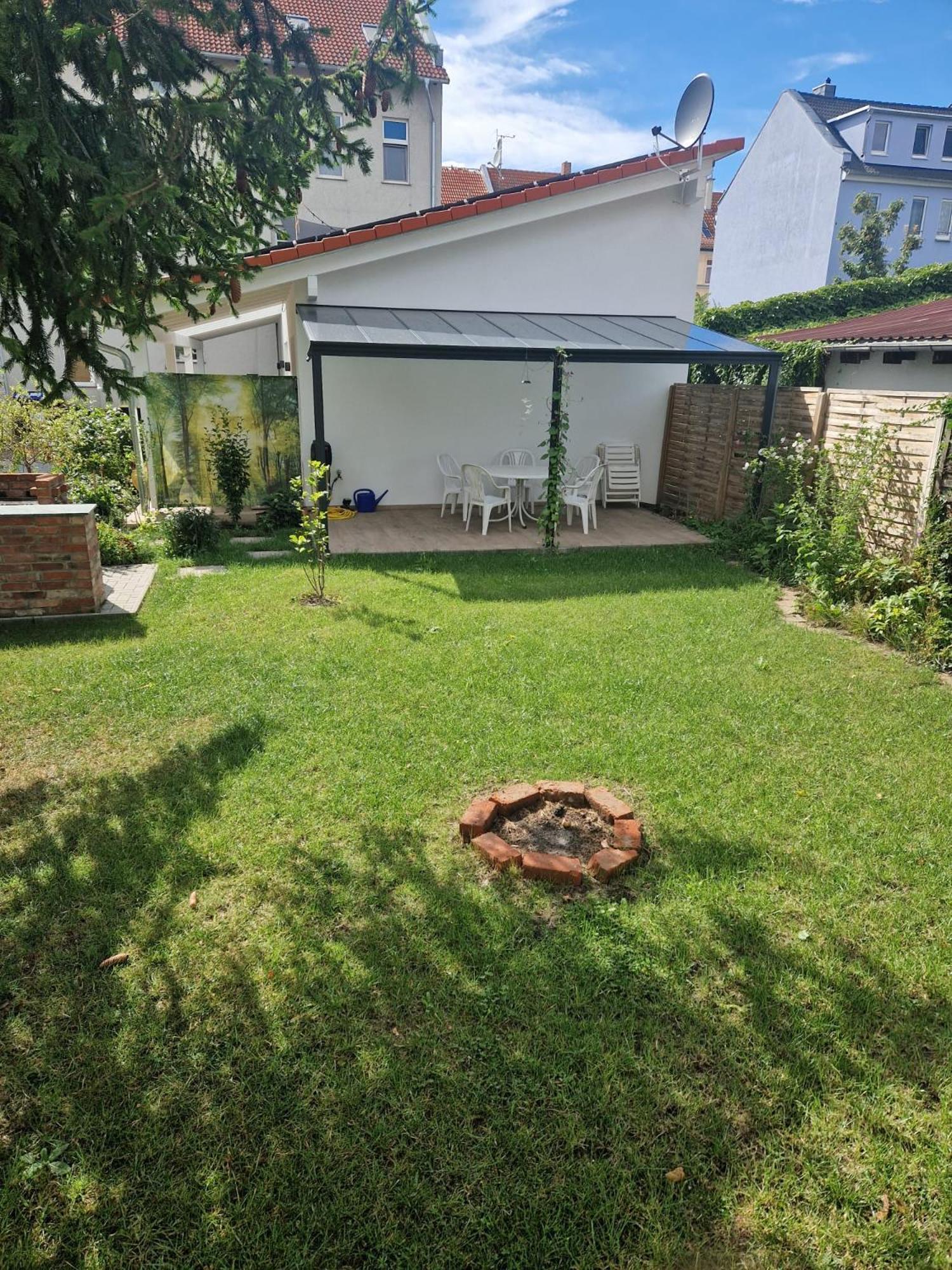 Apartment Auszeit2 - Stilvolle Dachwohnung Mit Parkplatz - Zentrumsnah Erfurt